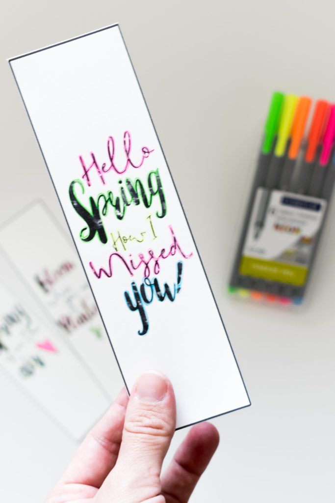 Hold on tight. These Watercolor Spring Bookmarks are absolutely beautiful! Use them for all of your books, or why not to give them to someone that loves reading and the spring season!!