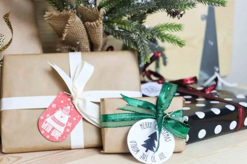Christmas gift tags printables and small presents under christmas tree