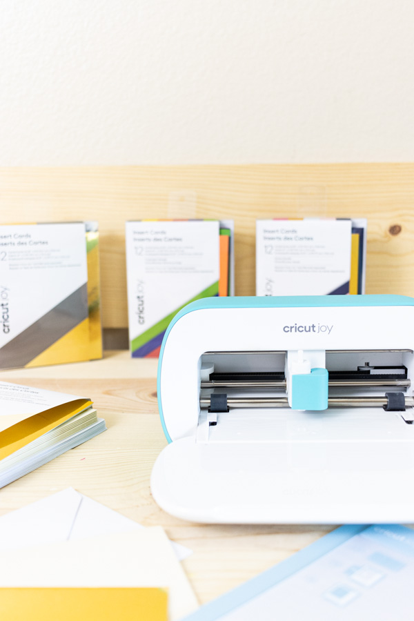 cricut joy next to insert cards packages