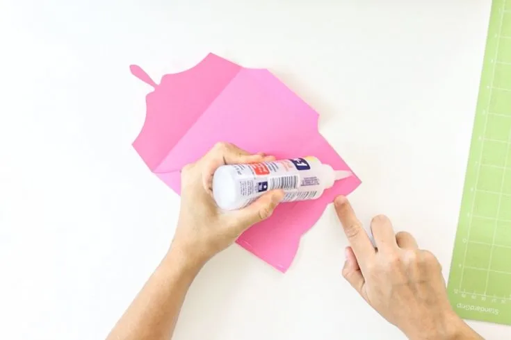 how to make an envelope on Cricut