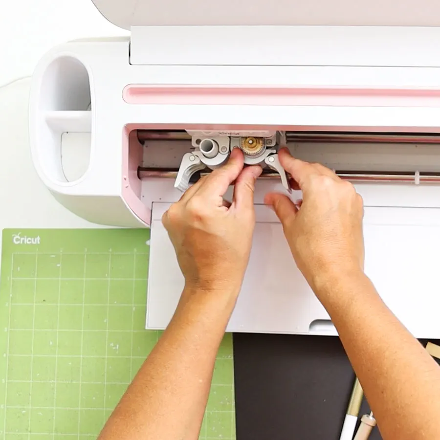 installing perforation blade in Cricut Design Space