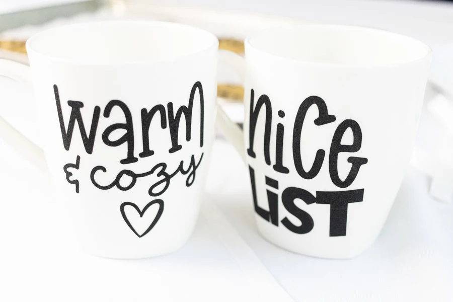 christmas mugs personalized for Christmas with Cricut