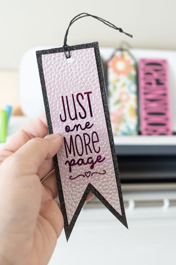 How to Make Bookmarks with your Cricut | Free SVG templates! – Daydream  Into Reality