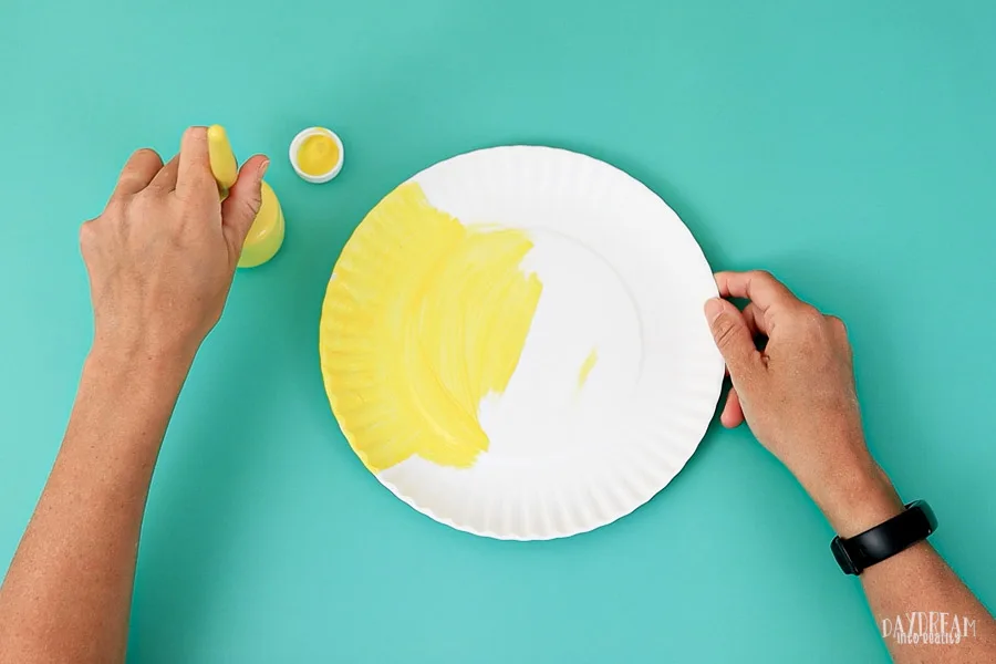 paint paper plate yellow