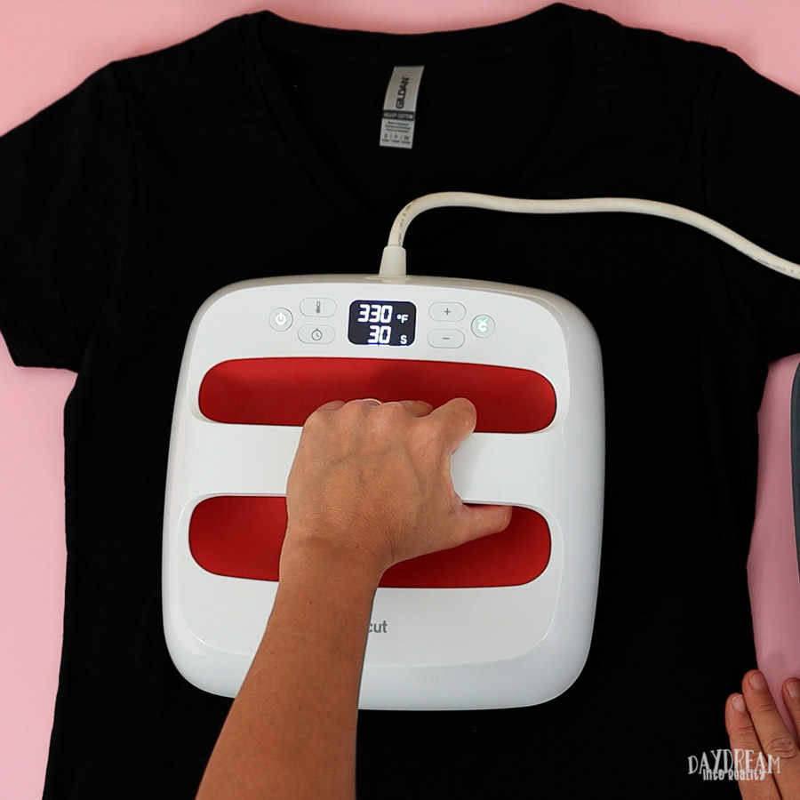 preheat t-shirt with easypress.