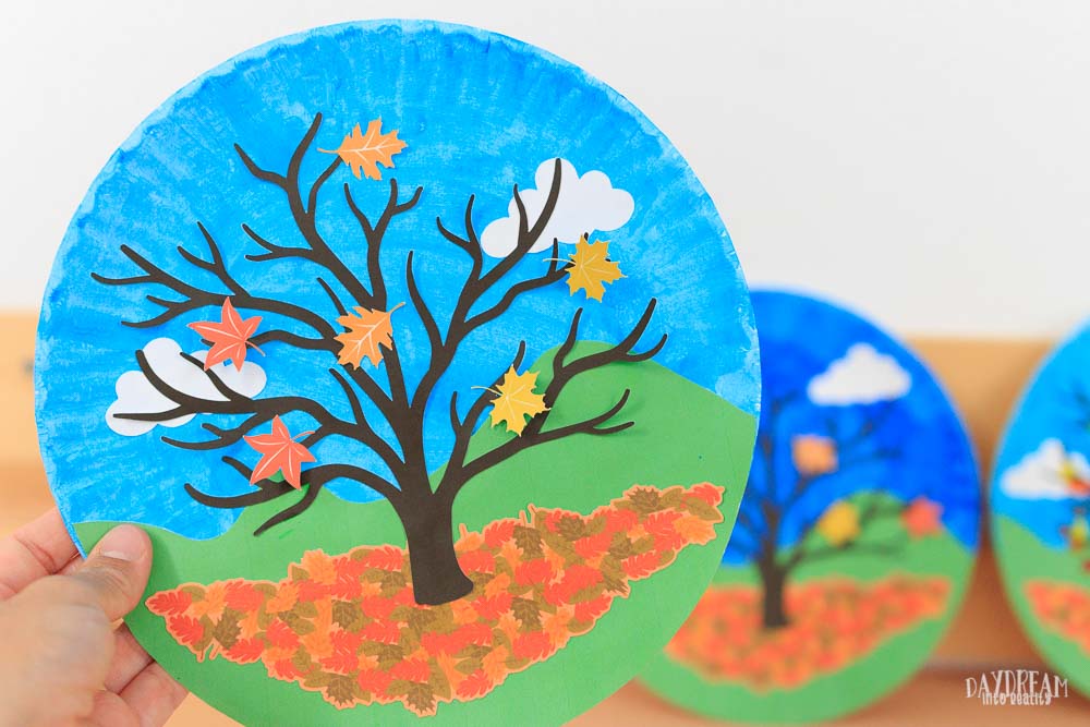 paper plate fall tree craft for kids - daylight scene