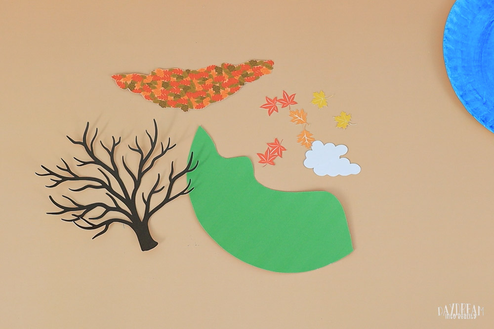 all cut pieces for paper plate fall tree craft